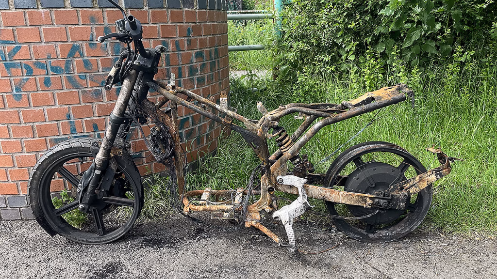 Torched skeletal scooter