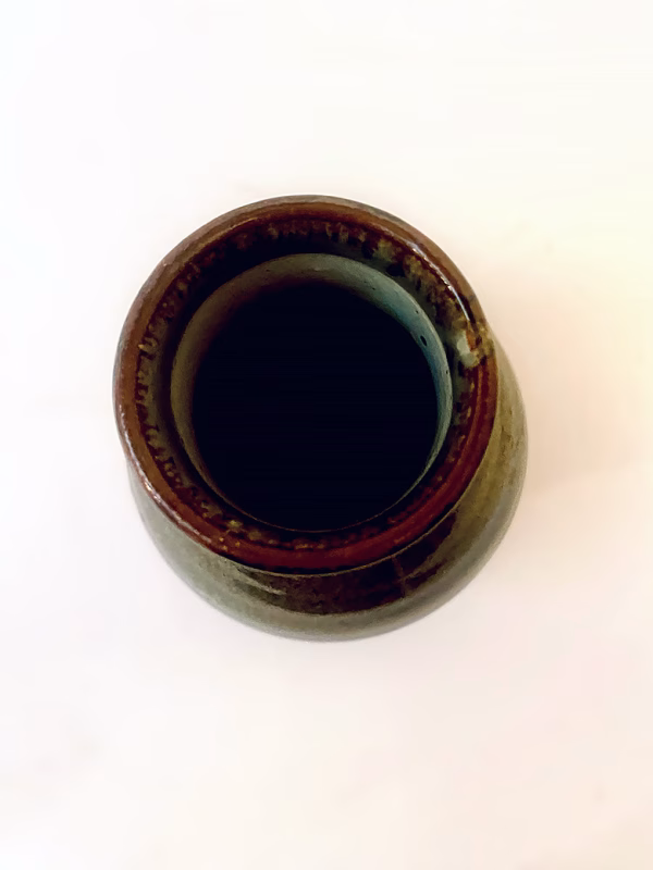 Ceramic pot